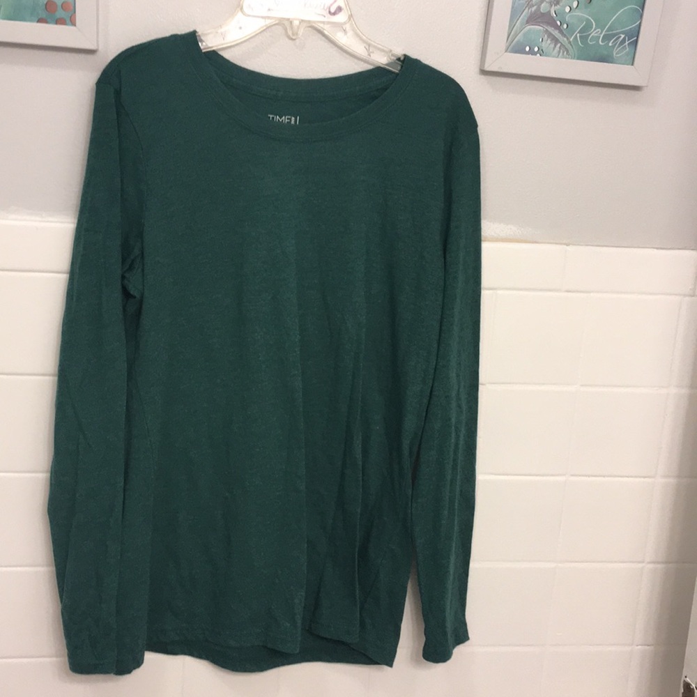 Medium green long sleeve